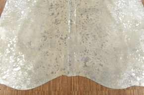 Kuhfell hellgrau mit silbernen Sprenkeln 230 x 200 cm